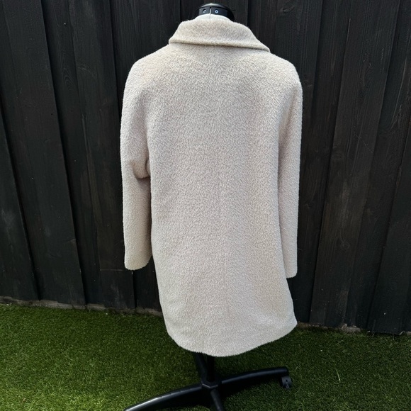 Trina Turk Cream Madison Textured Wedge Coat size 6 - Picture 6 of 14